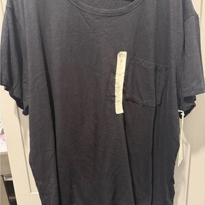 Womans Black Pocket T